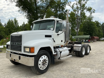 2004 Mack CH613 T/A Day Cab Truck Tractor