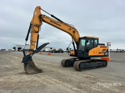 2017 Hyundai HX160L Tracked Excavator
