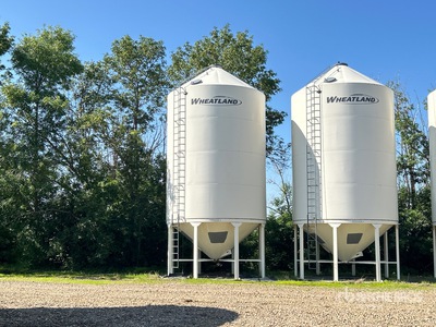 Wheatland +/- 4000 bu Smooth Wall Hopper Trémie à grains
