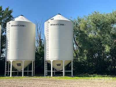 Wheatland +/- 4000 bu Smooth Wall Hopper Trémie à grains