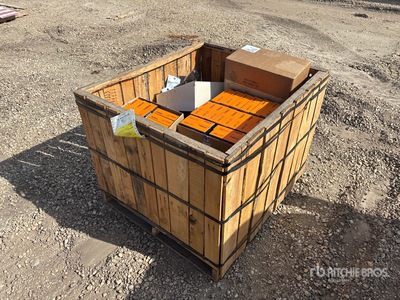 Quantity of Truck Parts and Work Lights