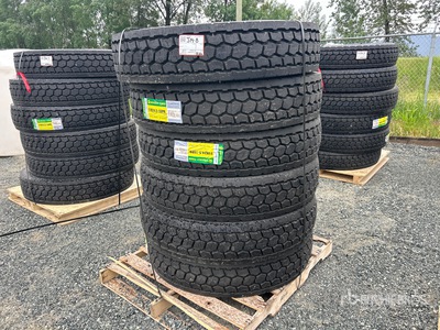 Quantity of (6) Grizzly 11R24.5 Pneus - Fits Semi Truck