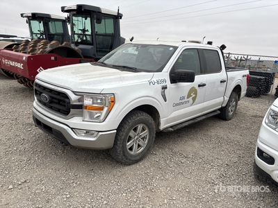 2021 Ford F-150 XLT 4x4 Crew Cab Pickup