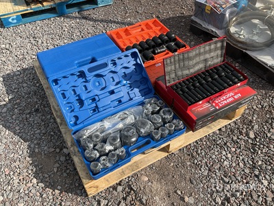 Quantity of (12) 2026 DT 26PCS, DT0802, DT0902 Lote de Dados (Sin Usar) / Socket Set Tools أدوات يدوية متنوعة (Unused)
