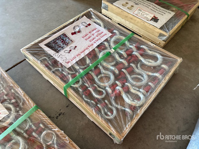 Quantity of (30) Heavy-Duty D-Ring Shackle