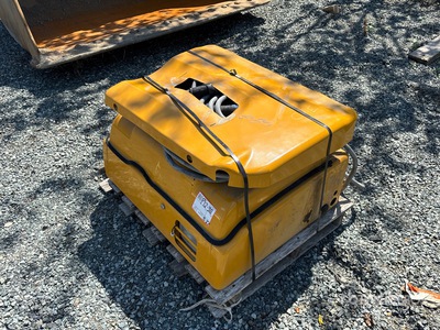 Quantity of Excavator Panels and Hoses