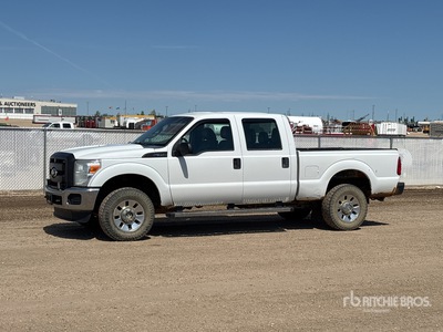 2011 Ford F-350 4x4 Crew Cab Pickup