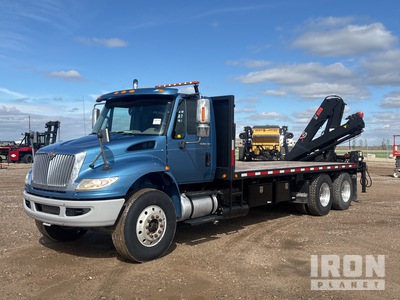 2009 Hiab 144 B-2 CLX 4300 kg Knuckle Boom on 2013 International 4400 SBA Durastar 6x4 Flatbed Truck with Crane