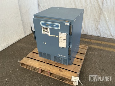 Helmer HLR105 Laboratory/Pharmacy Refrigerator