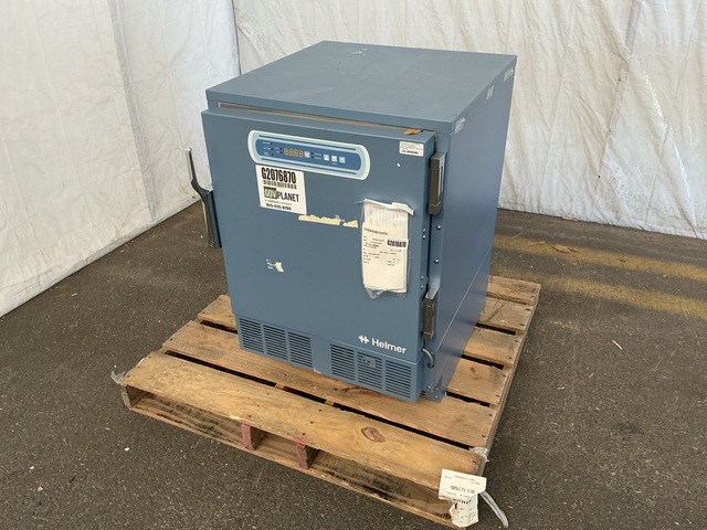 Helmer HLR105 Laboratory/Pharmacy Refrigerator