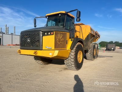 2019 John Deere 410E Articulated Dump Truck