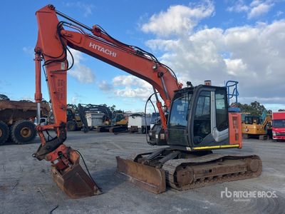 2014 Hitachi ZX135US-3 Rupsgraafmachine