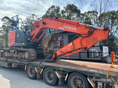 2017 Hitachi ZX135US-5B Tracked Excavator