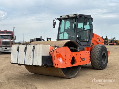 2011 Hamm 3520 Smooth Drum Compactor