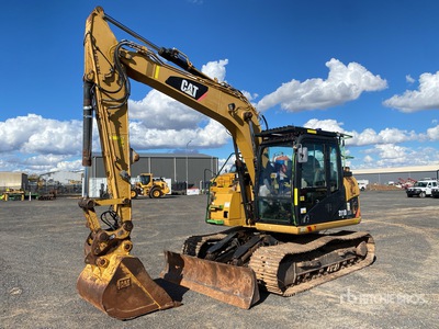 2011 Cat 311D LRR Escavatore cingolato