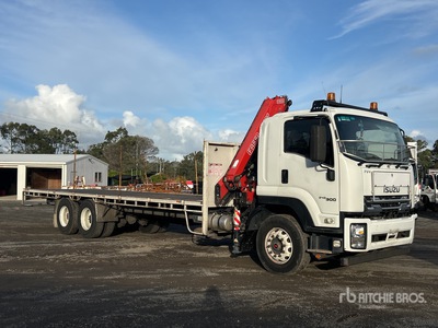Fassi F120 on 2020 Isuzu FVY Series 6x4 Flatbed Truck w/Crane