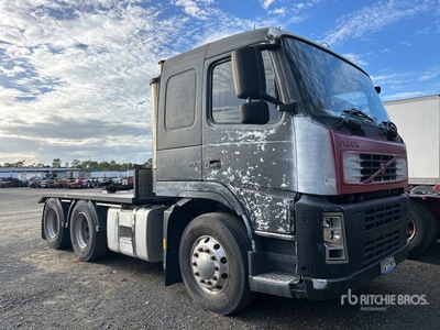 2006 Volvo T/A Sleeper Truck Tractor
