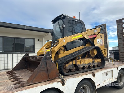 2015 Cat 299D Two-Speed High Flow Compacte Schranklader