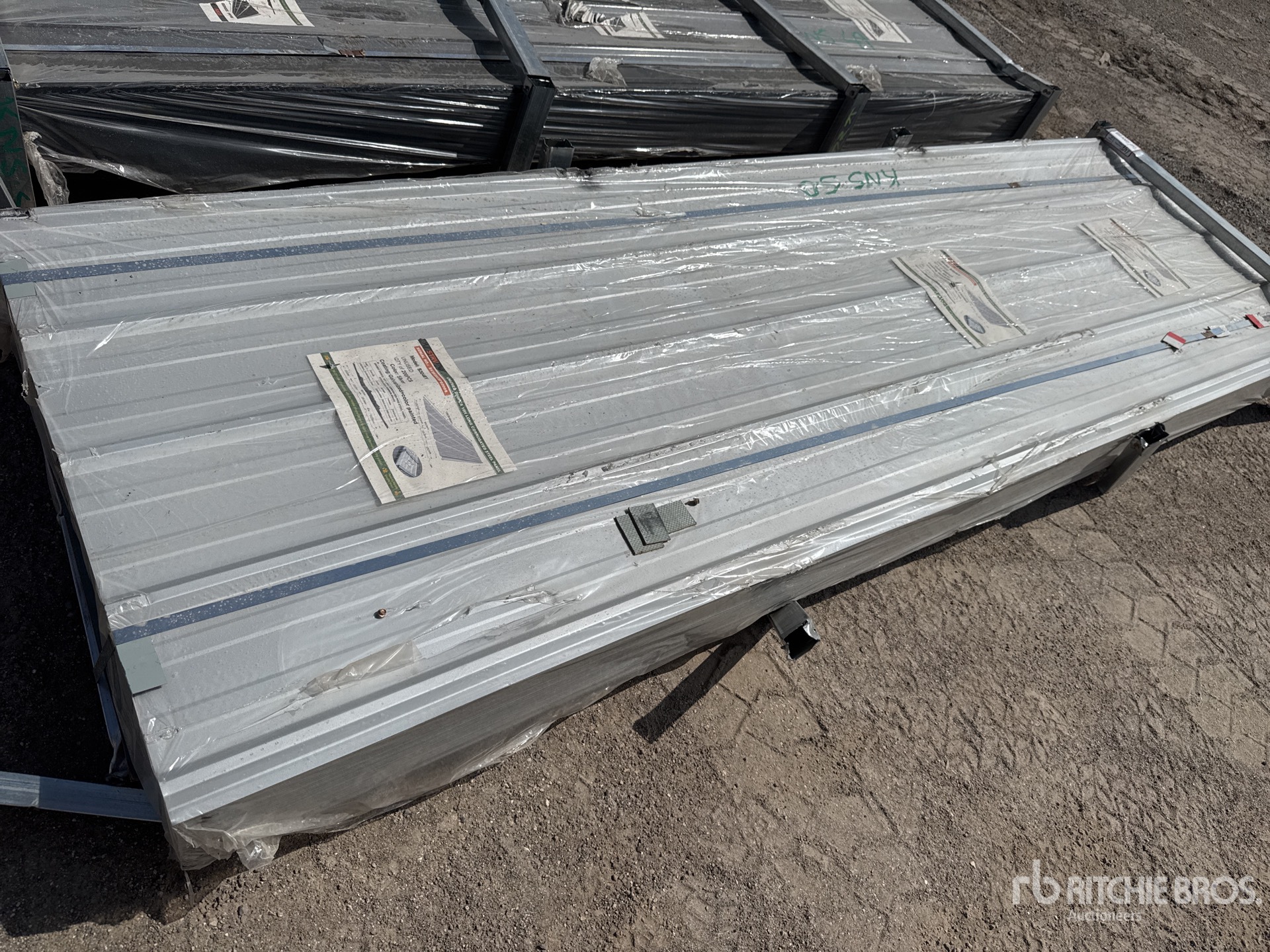 Quantity of (200) 2026 STARVOX S3048Y 3 ft x 10 ft Silver Corrugated Steel Panels (Unused) - Fits STRV S3048Y