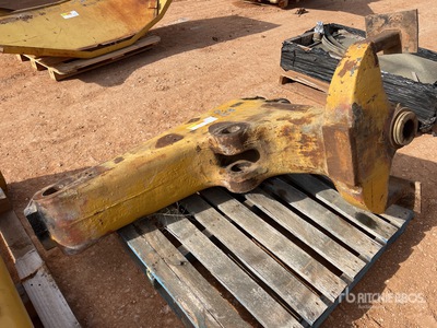 King Post - Fits Cat 621-627