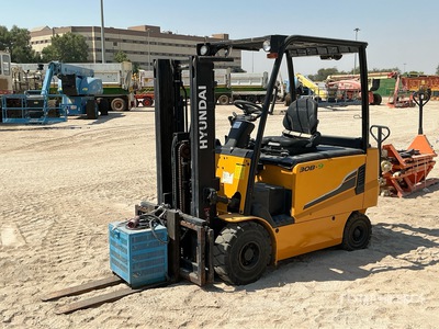 2019 Hyundai 30B-9 3 ton 電動フォークリフト