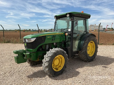 2016 John Deere 5100GF 4WD Tractor