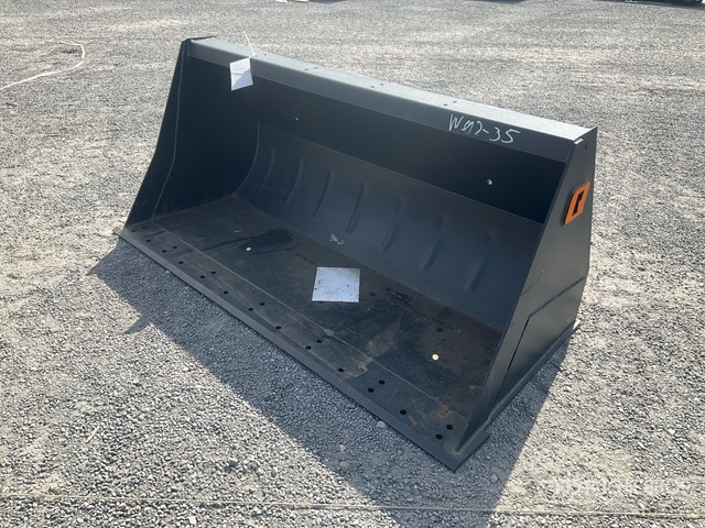 220 SL+ BOH M24 2200 mm Bucket (Unused) | Ritchie Bros. Auctioneers