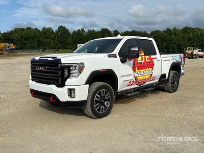 2021 GMC Sierra 2500HD AT4 4x4 Crew Cab Pickup