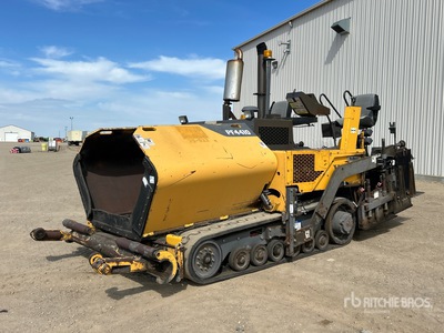 Volvo PF4410 Track Rozściełacz asfaltu