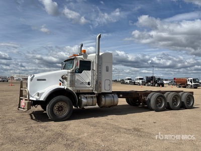 2011 Kenworth T800 8x6 Sleeper Fahrgestell