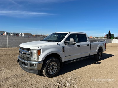 2019 Ford F-350 4x4 Crew Cab Pickup