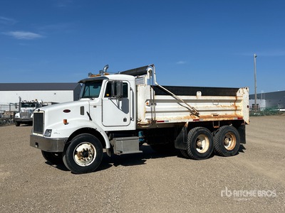 2004 Peterbilt 330 3-Achs Kipper-Lkw