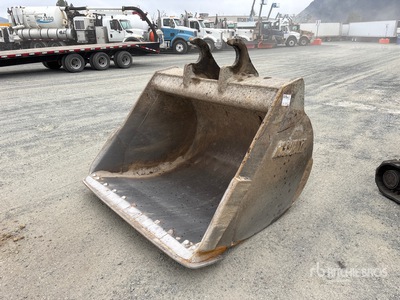 Accurate 58 in Cleanup Excavator Bucket - Fits Link-Belt 225