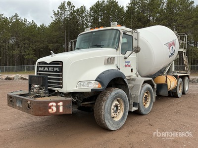 2007 Mack CT713 8x4 Twin-Steer Mixer Truck
