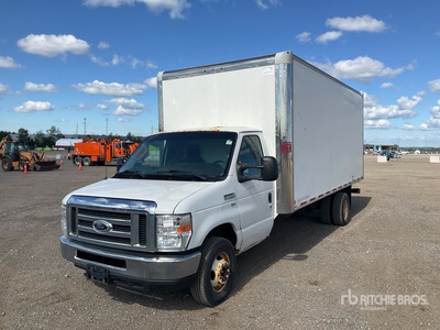 2016 Ford E-450 4x2 Van Truck
