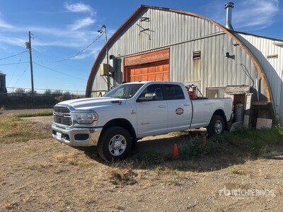 2021 Ram 3500 Big Horn 4x4 Crew Cab Pickup