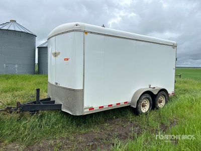 2014 H&H Trailer T/A 15 ft x 7 ft Remolque para combustible/lubricante