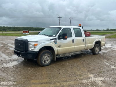 2011 Ford F-350 Super Duty 4x4 Crew Cab Pickup