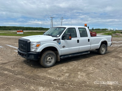 2011 Ford F-350 Super Duty 4x4 Crew Cab Pickup