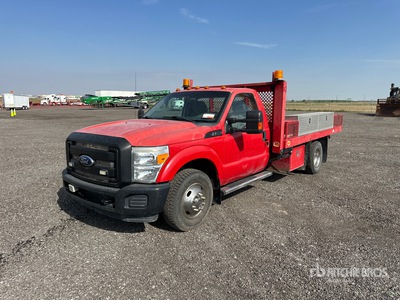2011 Ford F-350 XL 4x2 Flatbed Truck