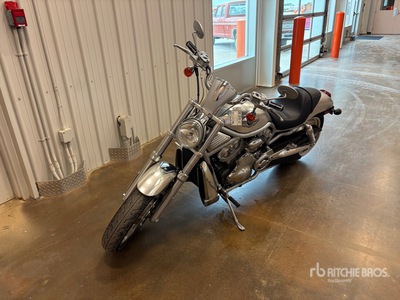 2003 Harley-Davidson VROD 1350 cid Cruiser Bike