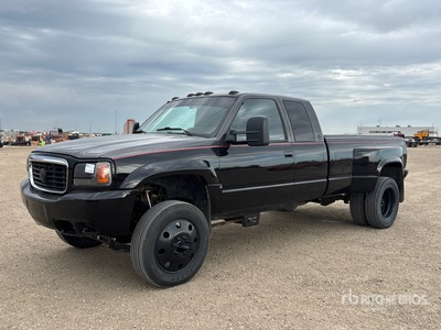 1992 GMC Sierra 3500 4x4 Extended Cab Pickup