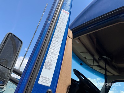 2021 Kenworth T680 6x4 T/A Sleeper Truck Tractor