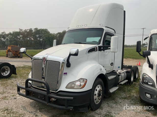 2019 Kenworth T680 6x4 T/A Day Cab Truck Tractor