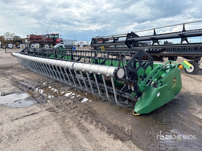 John Deere 930 30 ft Rigid Testata mietitrebbia