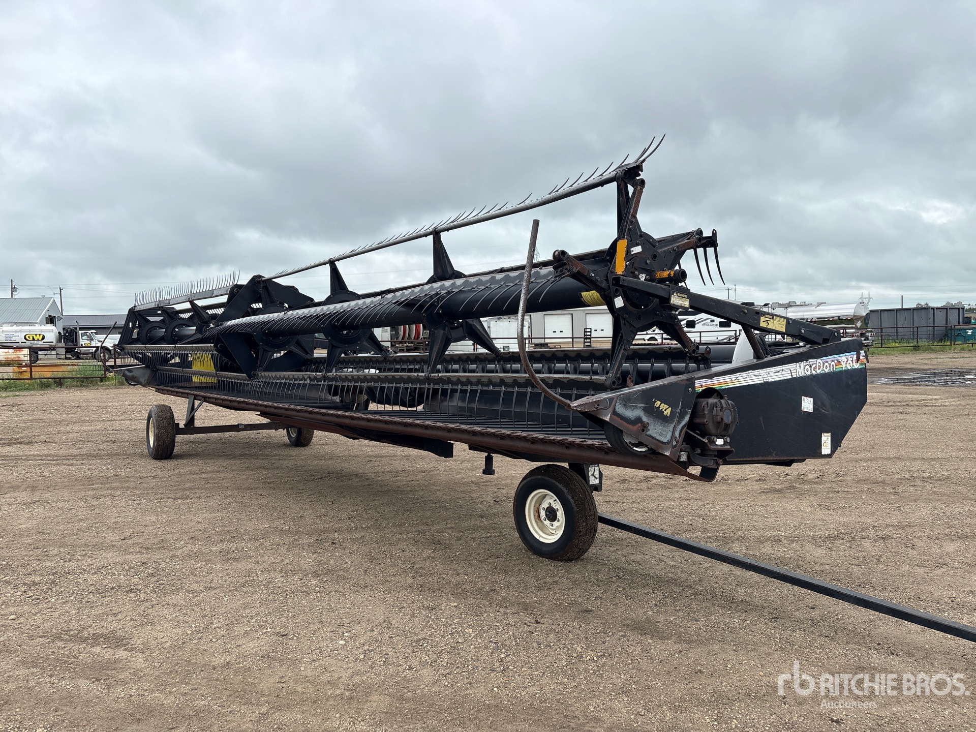 MacDon 960 36 ft Draper Combine Header