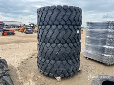 Quantity of (4) Bedrock 23.5x25 E3/L3 Opony (Unused)