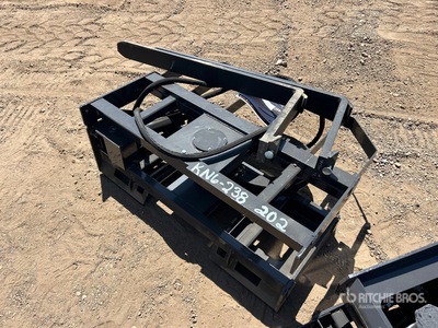 2026 ARTEER RPT-42L 42 in Hydraulic Rotating Skid Steer Forks (Unused)