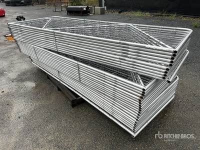 Quantity of (30) BYT 3 m x 1.17 m Galvanized Mesh Puerta de ganado (Unused)