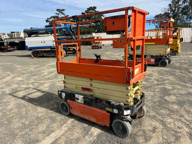 2019 JLG 1932R Electric Scissor Lift